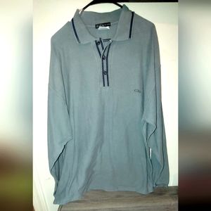 GUC QUICKSILVER Long Sleeved 1/4 Button Shirt